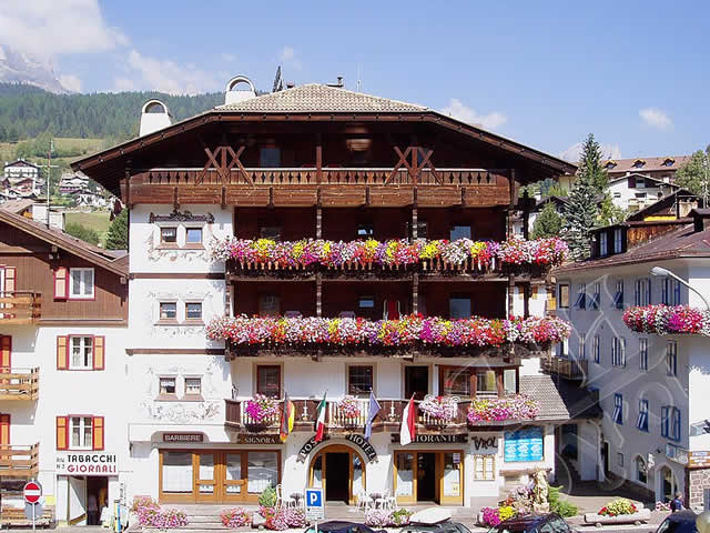 Post Hotel Ristorante Tyrol Moena