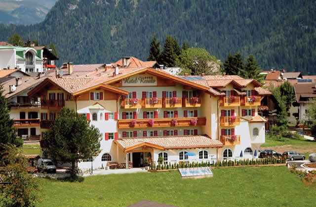 Family Wellness Hotel Renato Vigo di Fassa
