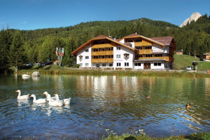 Lupo Bianco Wellness Hotel Canazei